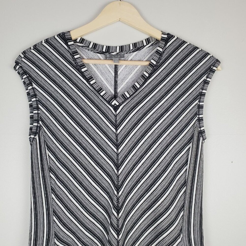 T By Talbots Shift Dress Small Black White Stripe Bodycon Pockets Athleisure - Picture 10 of 16
